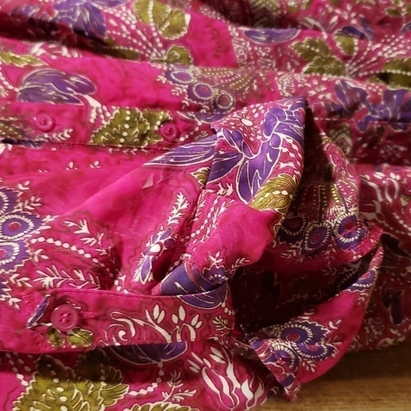 MAGGIE Barnes floral long slevees Blouse , Size IX OR 18/20 W - Picture 10 of 10